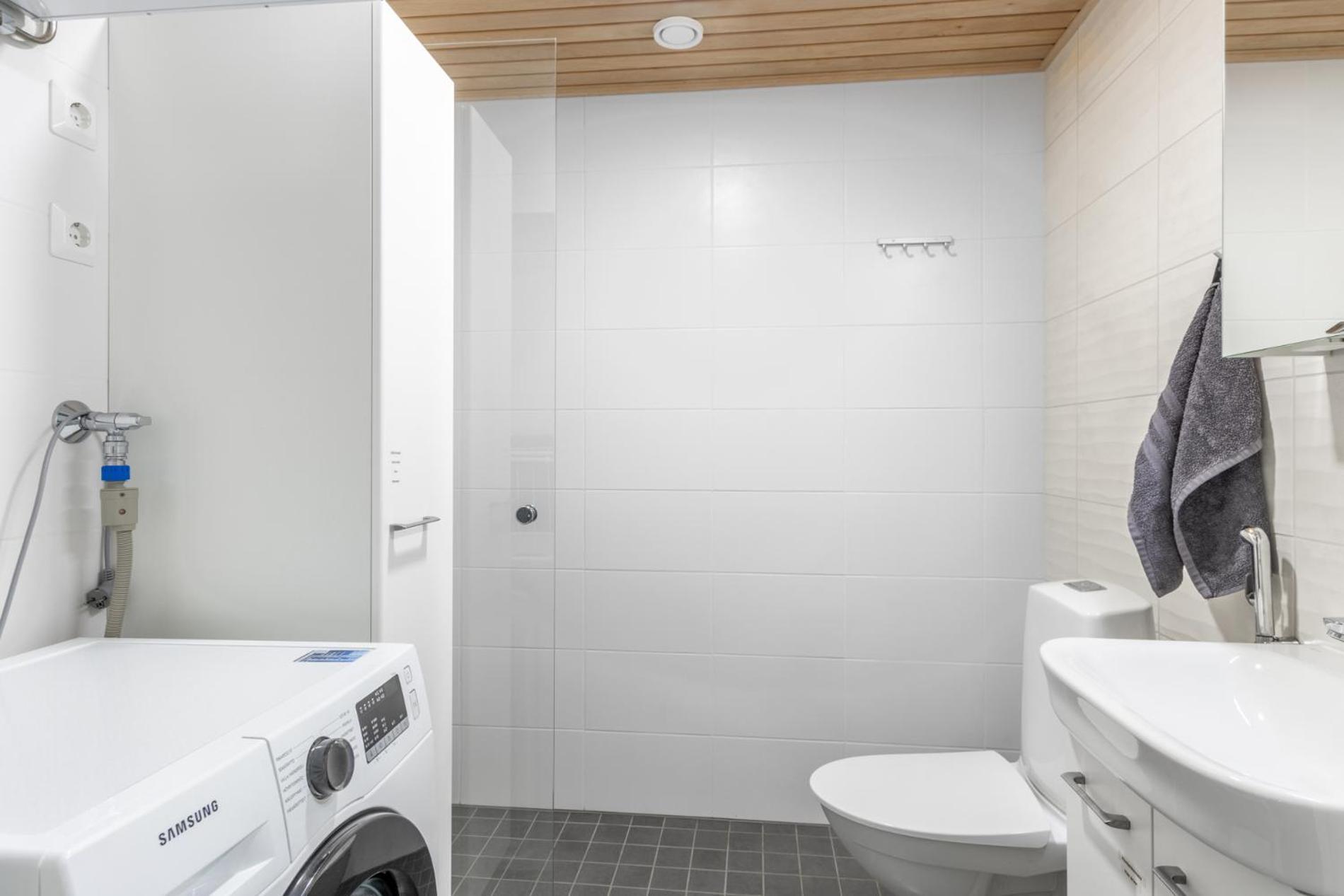 New Studio Apartment With Free Parking Kuopio Exterior photo